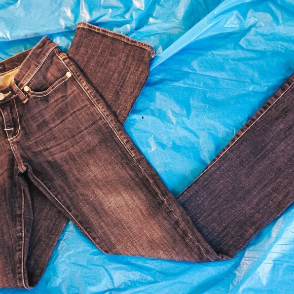 JEANS & TOP SET: STAR-SPANGLED SLEEVELESS SHIRT W/ ROCK & REPUBLIC JEANS, PETITE - Picture 2 of 10